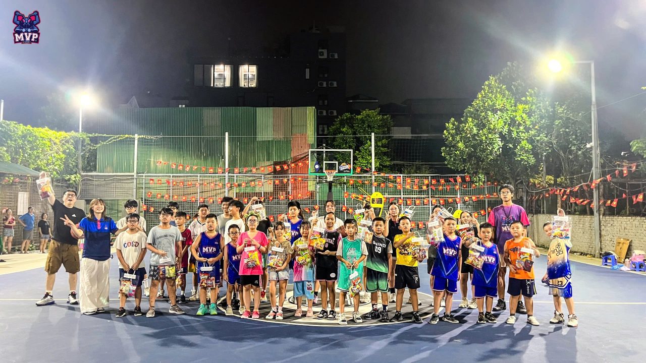 TRUNG THU ẤM ÁP CÙNG MVP ACADEMY
